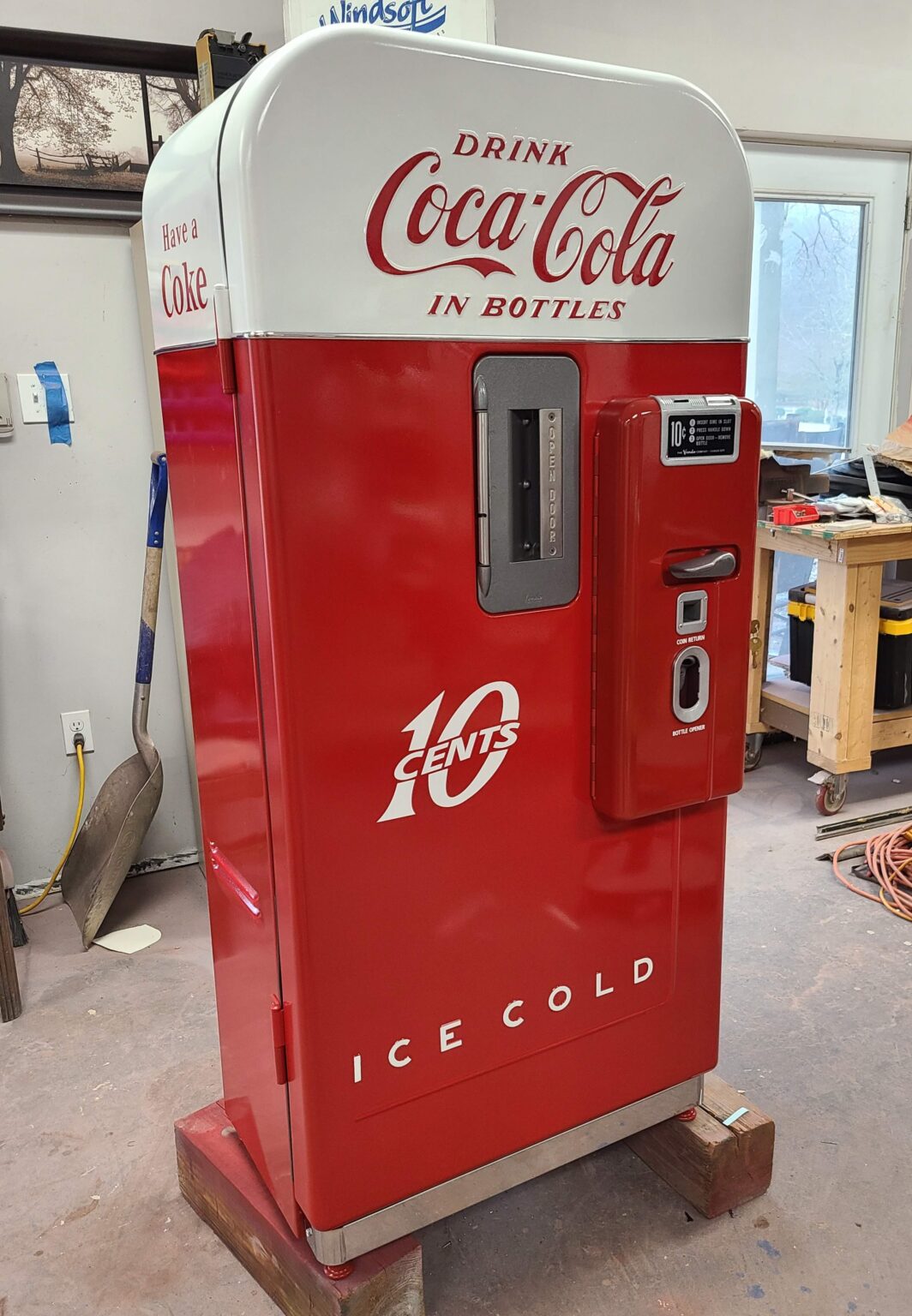 Vendo 39 Coke Machine White Top Restoration Soda City Restorations